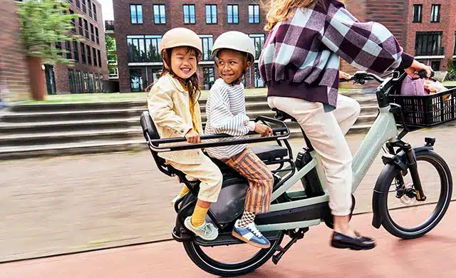 breeze urban arrow con niños