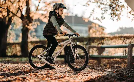 portada vuelta al cole en bicicleta
